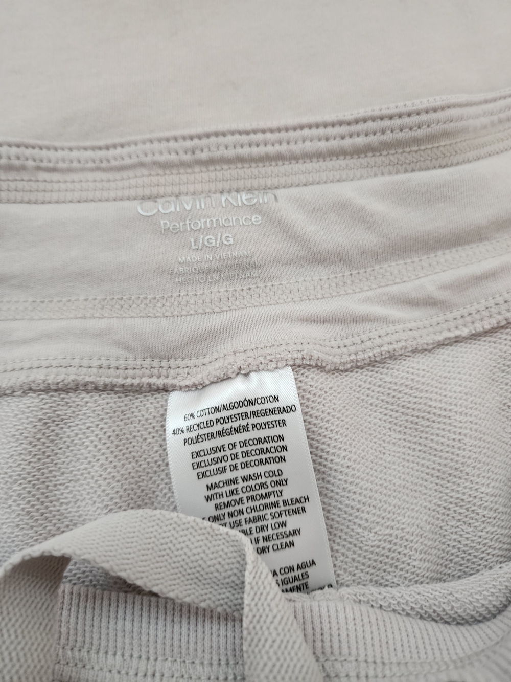 Calvin Klein Women's Light Beige Crop Pants & Shorts, Zippered Hoodie and 2 Tops - Picture 7 of 10